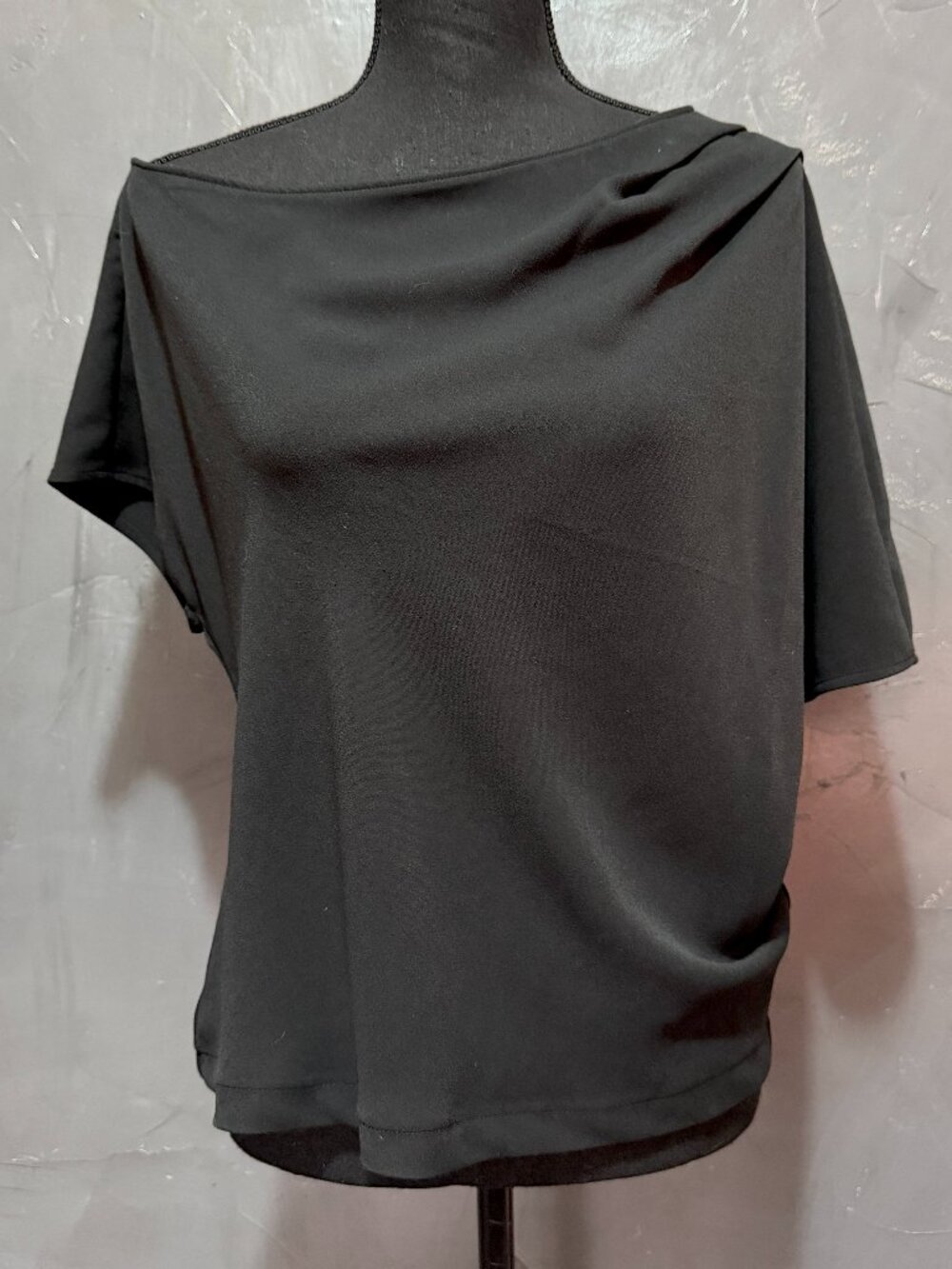 Calvin Klein Asymmetrical One-Shoulder Black Top Size Small